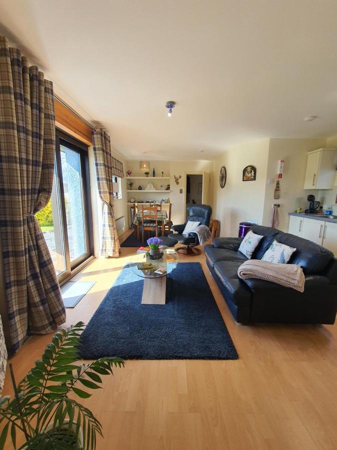 Lindas Retreats Self Catering Accommodation 1 Bedroom Cottage Or 3 Bedroom House تومينتول المظهر الخارجي الصورة